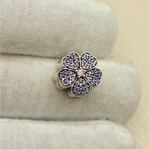 EUC Pandora 791481PCZ Silver Sparkling Primrose Charm w/ Pink & Purple CZ’s - Picture 6 of 10